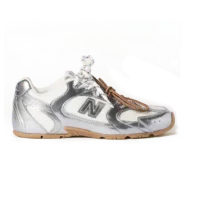 1-220 New Balance x Miu Miu 530 SL Leather Sneakers Metallic Silver